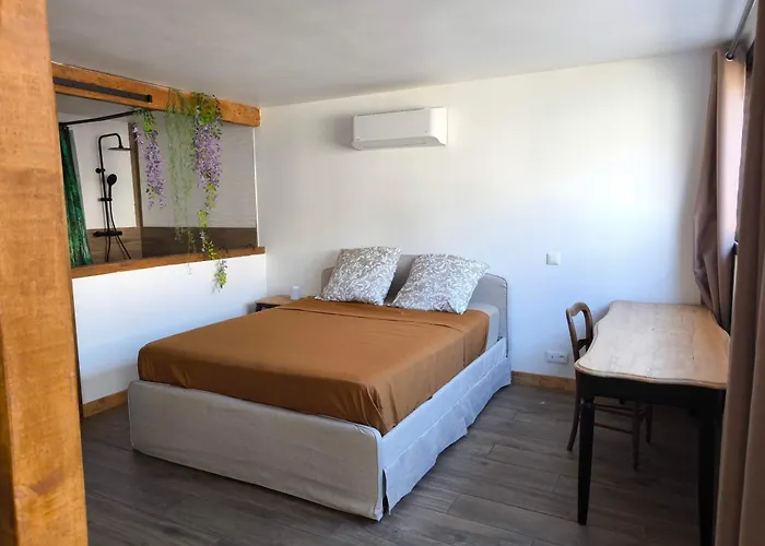 La Grange Des Rosiers Bas